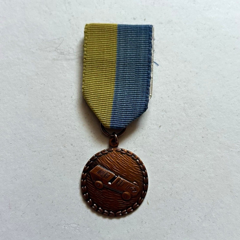 Military Service Medal Pinback with Blue & Yellow Ribbon - Militaria